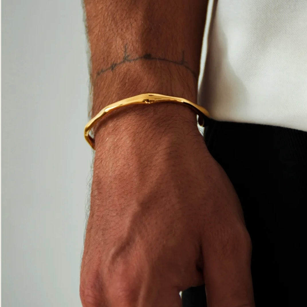 Curve Pen | Bracelet
