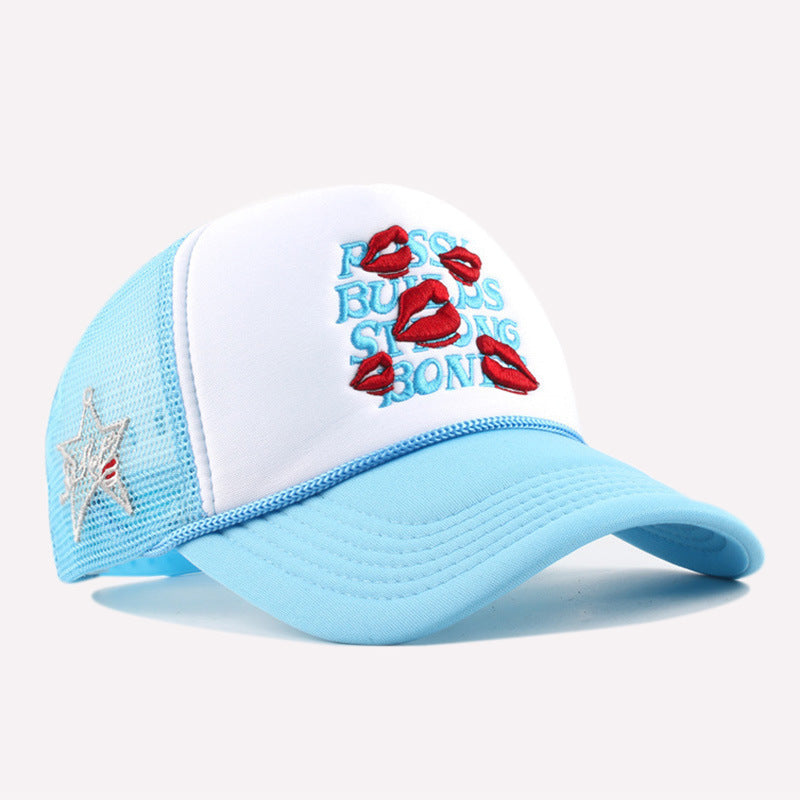 Kissing | Trucker Hat