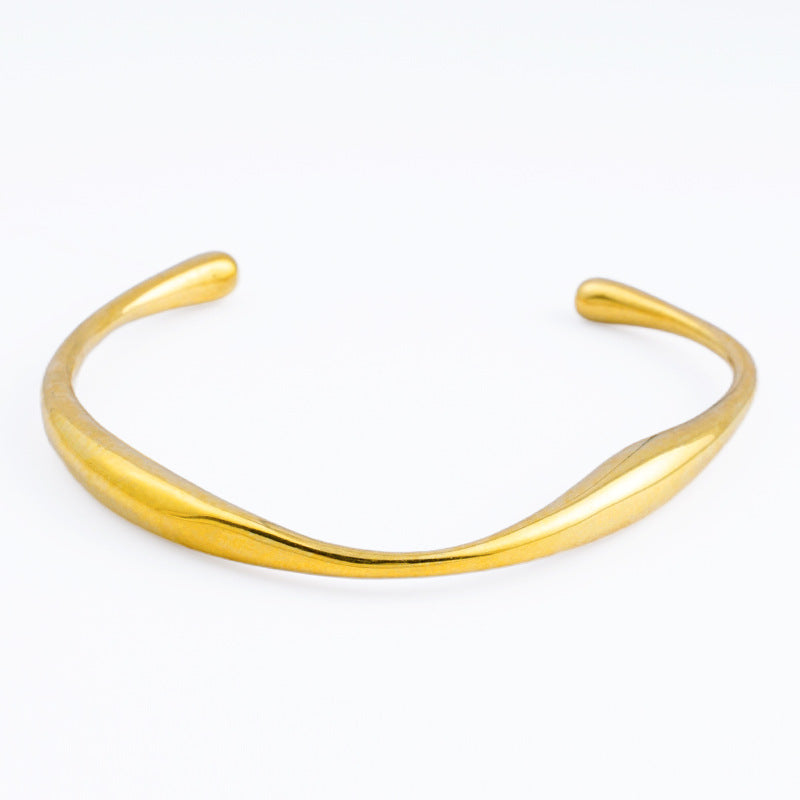 Curve Pen | Bracelet