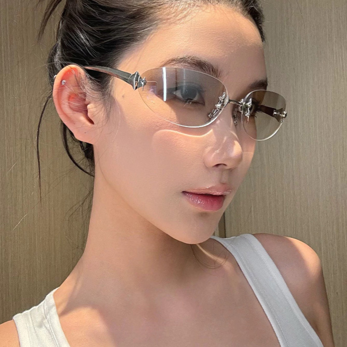 Frameless star and Sunglasses