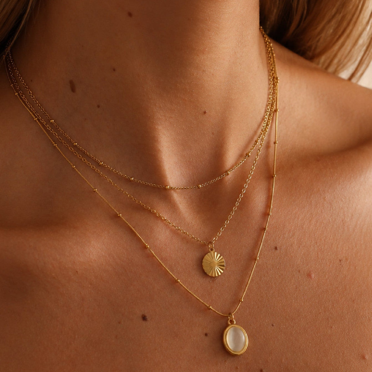White GEMSTONE CHAIN | Necklace